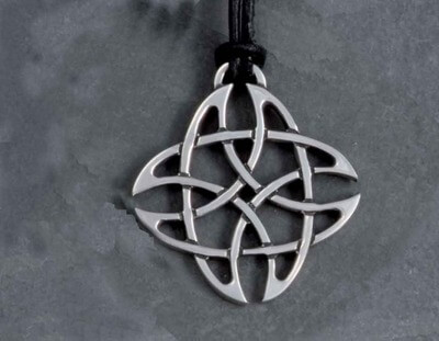 Tribal knot cross (PN577)