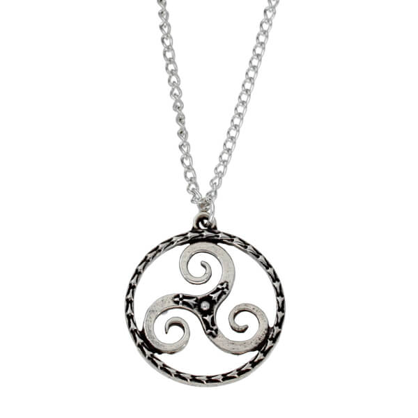 Bretagne triscele hanger